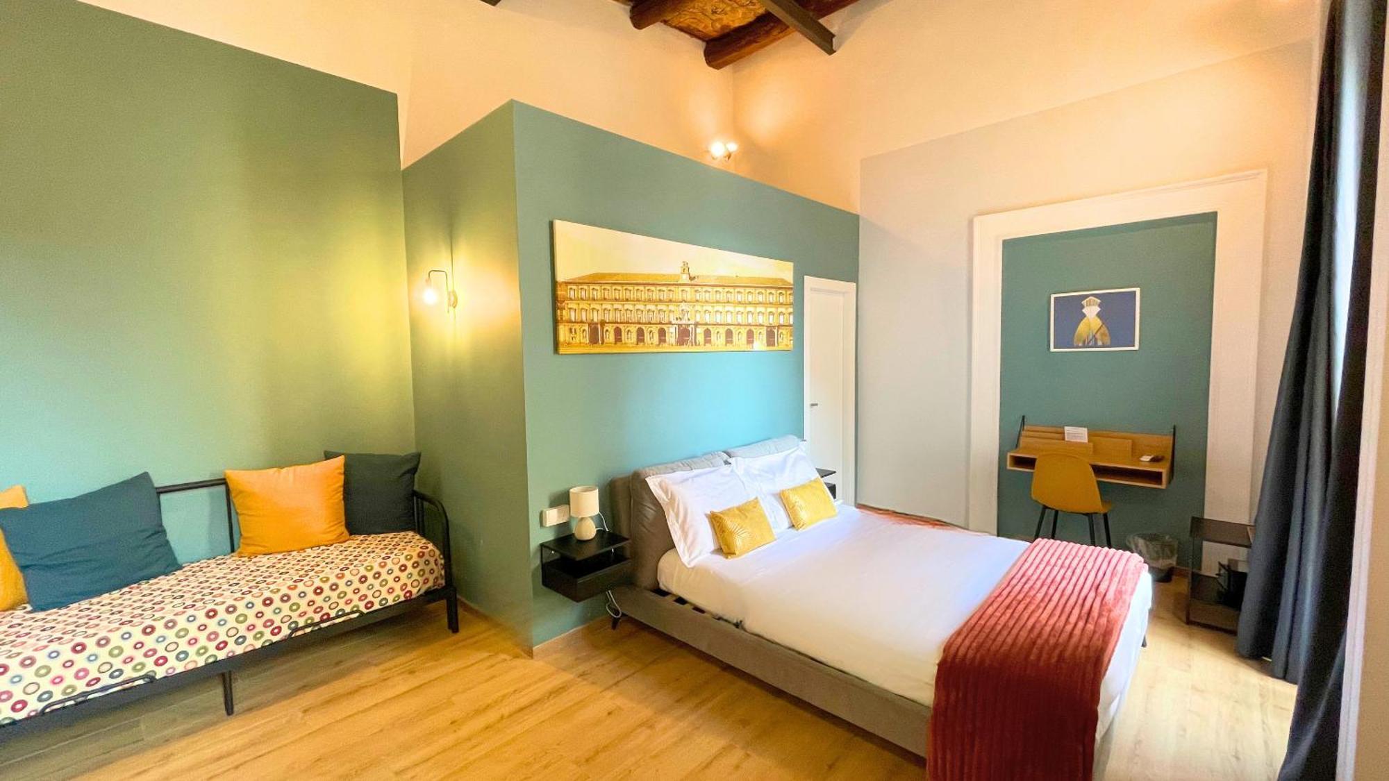 Palazzo Goyze Hotel Naples Room photo