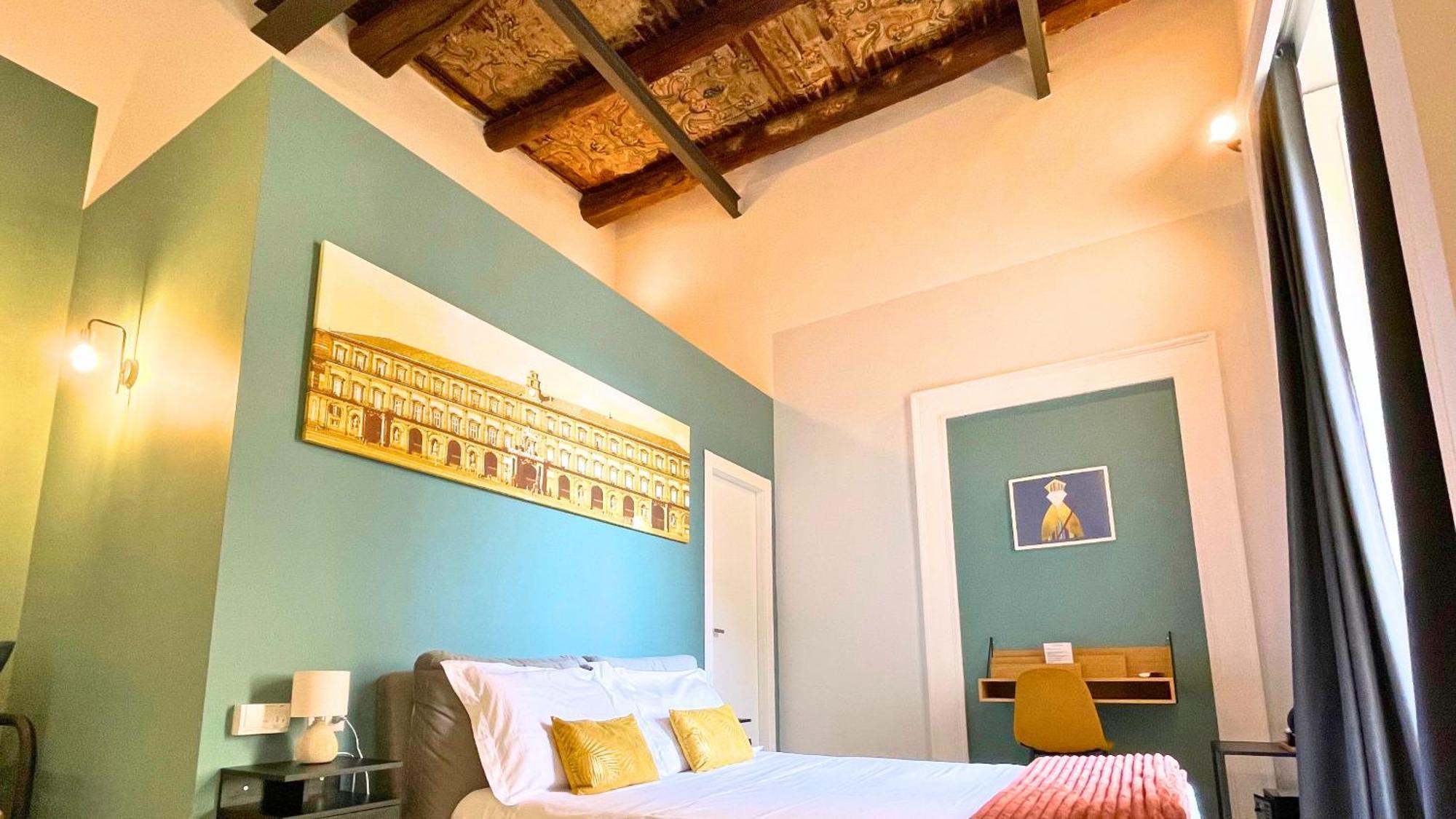 Palazzo Goyze Hotel Naples Room photo